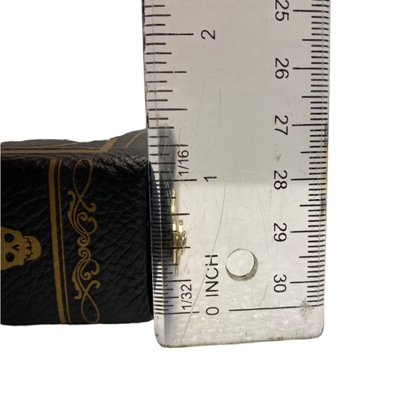 Disney Villians Loungefly Clutch bag - Picture 8 of 11